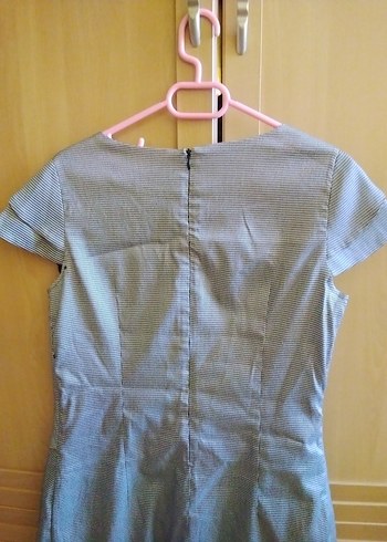 Zara Gri V Yaka Kısa Kollu Drapeli Midi Elbise