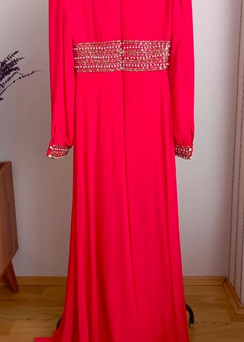 Pembe Uzun Kollu İşlemeli Kadın Abiye Elbise - Görsel 5