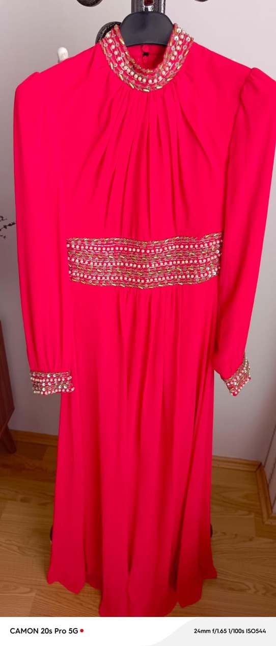 Pembe Uzun Kollu İşlemeli Kadın Abiye Elbise - Görsel 3