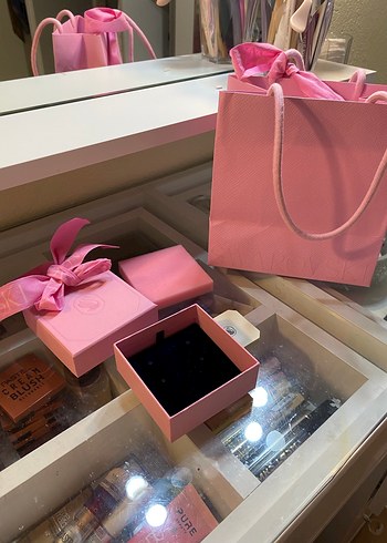 Beden Swarovski orijinal kutu