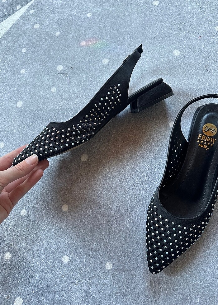 TAŞLI SİVRİ BURUN ŞIK BABET - Görsel 4