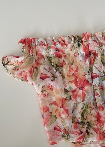 Çiçek Desenli Volanlı Mini Bluz - Görsel 2