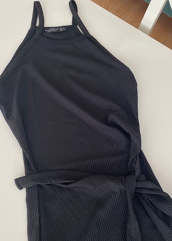 Siyah Uzun İnce Askılı Kemerli Elbise - Görsel 2