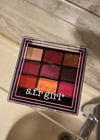 Canlı Renkli Göz Farı Paleti - Görsel 2