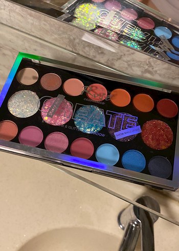 Roesia Çok Renkli Göz Farı Paleti - Görsel 2