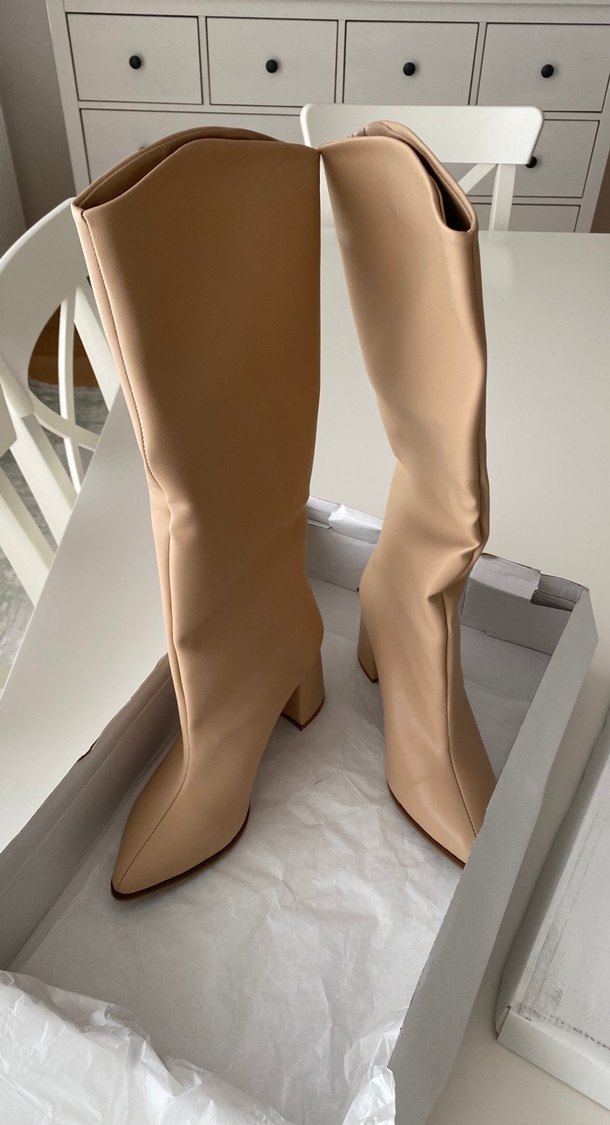 Bej Deri Kadın Dizüstü Çizme - Görsel 3