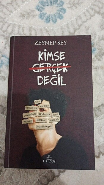 KİMSE GERÇEK DEĞİL