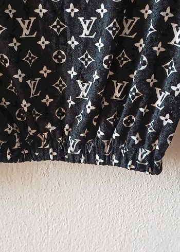 V yaka, uzun kollu, bol kesim kadın kazak - Görsel 3