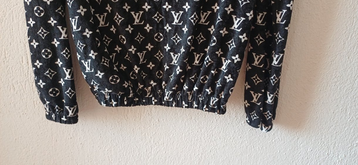 V yaka, uzun kollu, bol kesim kadın kazak - Görsel 3