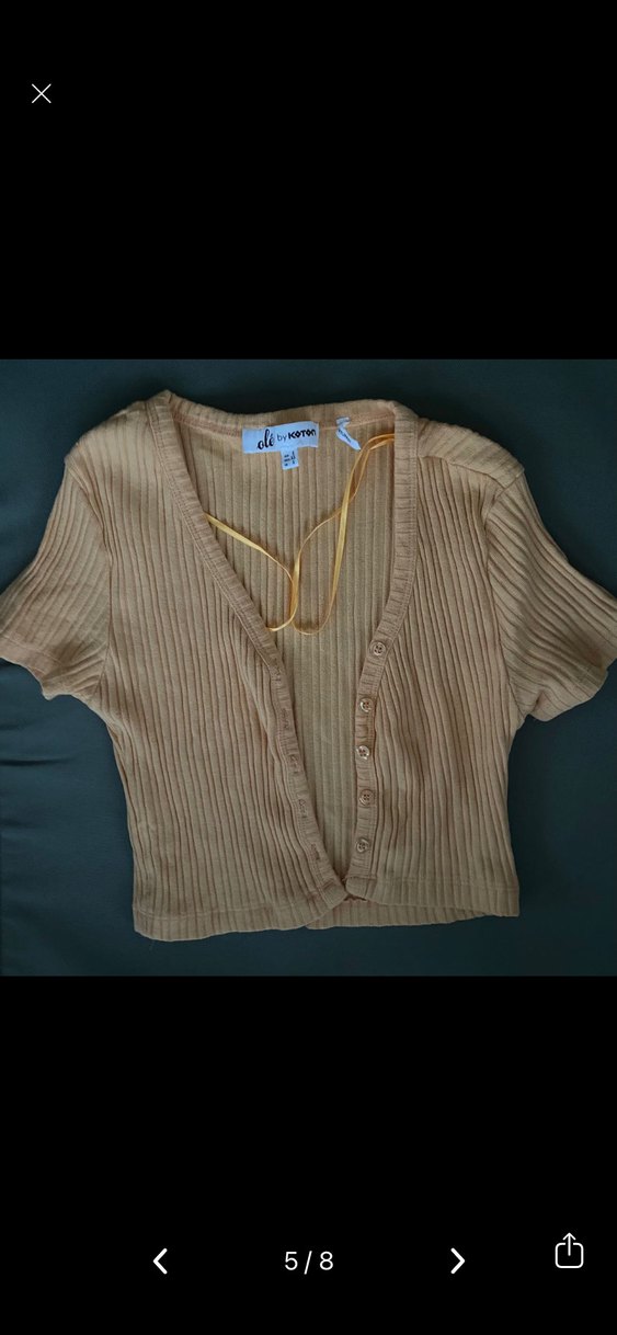 Düğmeli Crop Top - Görsel 5