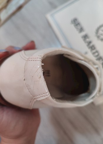 Beyaz Parlak Tokalı Erkek Çocuk Ayakkabısı - Görsel 6