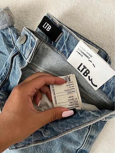 s Beden LTB High Rise Straight jean