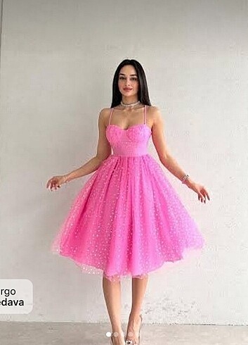 2 yaş anne kız kombin pembe tütü elbise