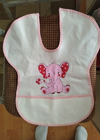 Pembe Fil Desenli Bebek Önlüğü. Hem silinir hem yıkanabilir. - Görsel 3