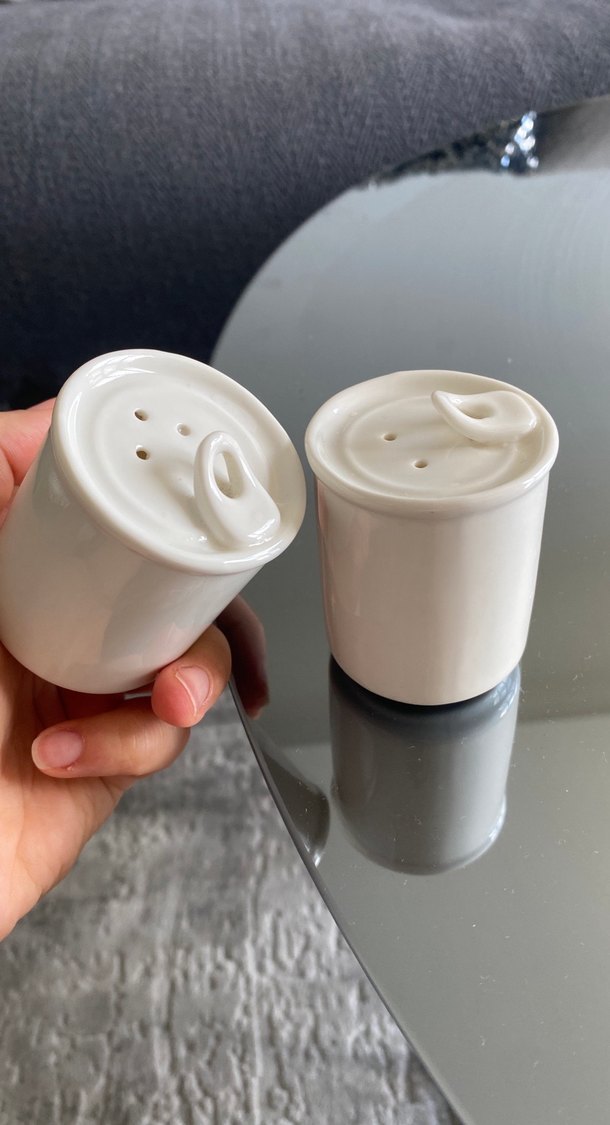 Beyaz Seramik Tuzluk ve Biberlik Seti - Görsel 2