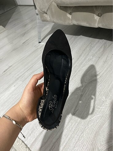 38 Beden siyah topuklu ayakkabı
