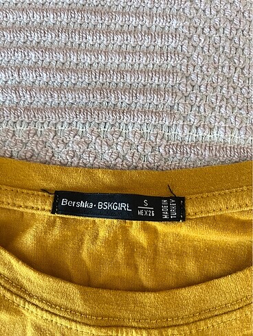 s Beden Bershka Tişört