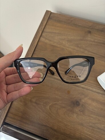 Vogue x Hailey Optik Gözlük