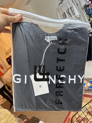 GIVENCHY ONABVES İTHAL GIVENCHY