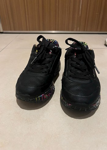 Skechers Çok Renkli Çocuk Spor Ayakkabı - Görsel 3