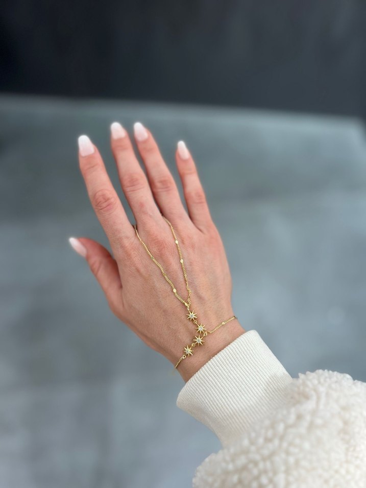 Minimalist Altın Zincir Detaylı Kadın El Zinciri - Görsel 5