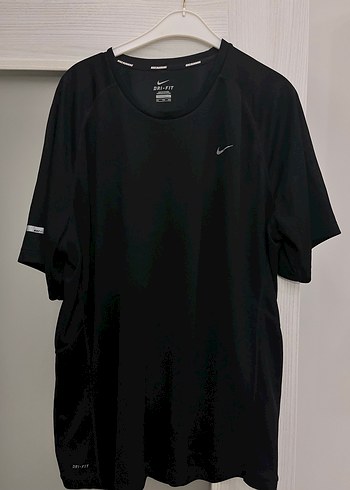 Siyah Erkek Nike Kısa Kollu Tişört - Görsel 2