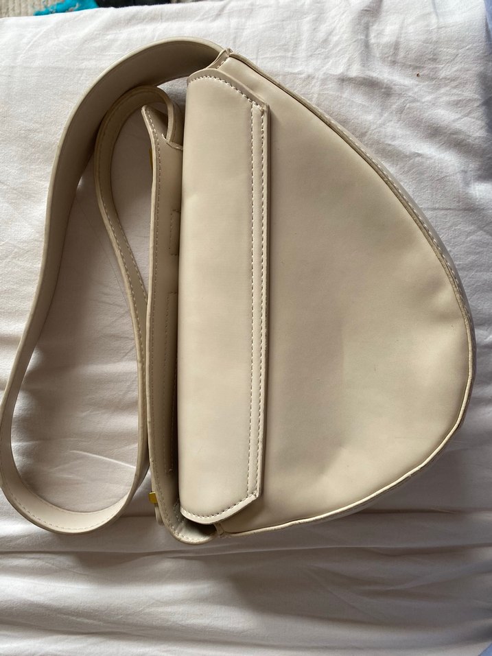 Krem Rengi Çanta - Görsel 2