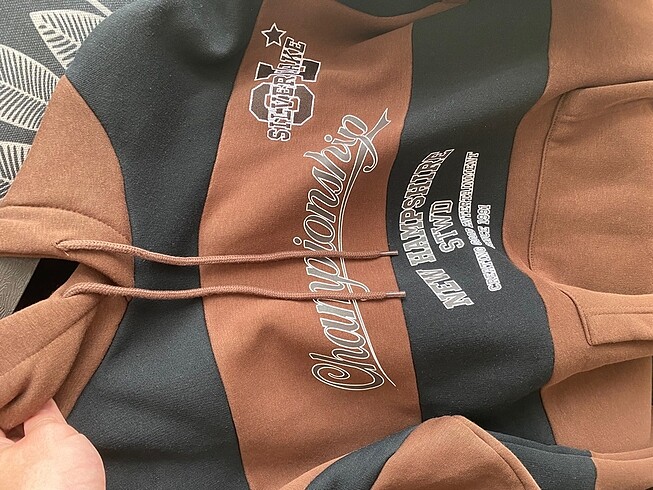 pull bear erkek sweat etiketli