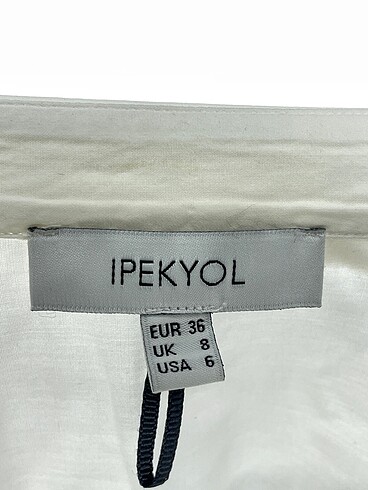 36 Beden beyaz Renk ipekyol Gömlek %70 İndirimli.