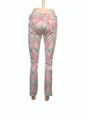 36 Beden Twist Jean / Kot %70 İndirimli.