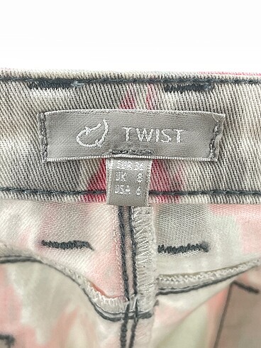 36 Beden çeşitli Renk Twist Jean / Kot %70 İndirimli.