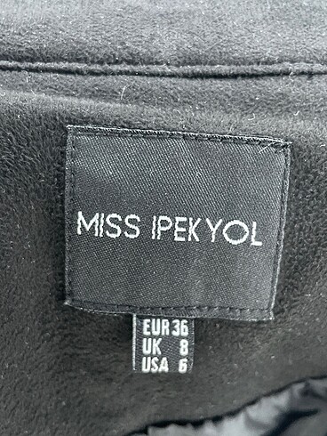 36 Beden siyah Renk ipekyol Ceket %70 İndirimli.