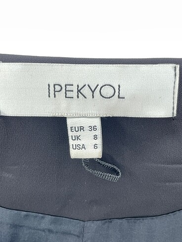 36 Beden siyah Renk ipekyol Ceket %70 İndirimli.
