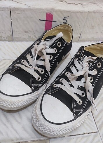 39 Beden Converse ayakkabı 