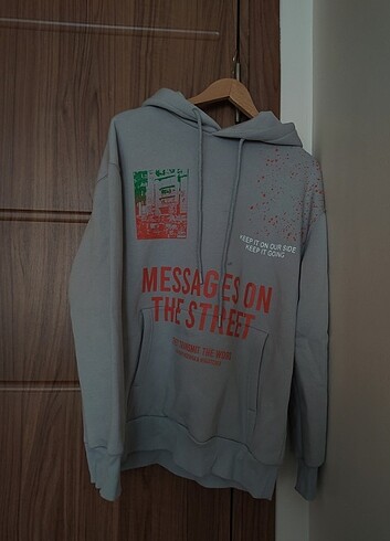 l Beden gri Renk Oversize arkası yazılı sweatshirt 