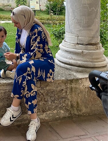 Tesettür takım