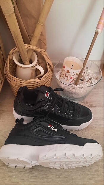 Fila ayakkabı