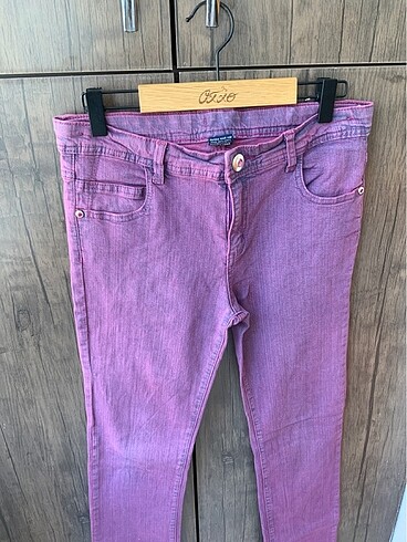 Zara Vintage mor distressed jean