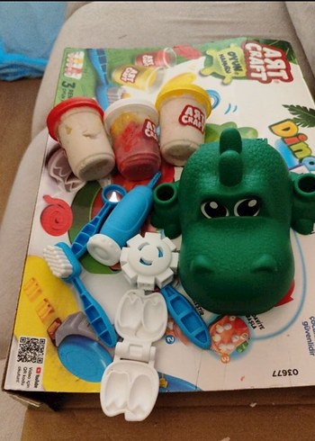 Fisher Price Renkli Dino Dişçi Oyun Hamuru Seti