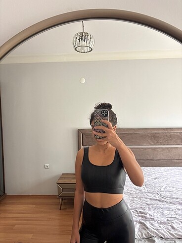 Deri crop ve tayt