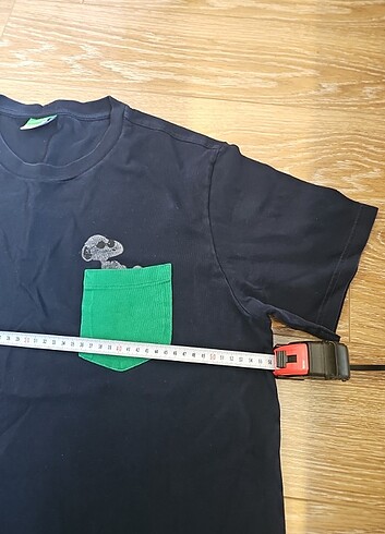 Benetton 2XL oldukça tok kumas  tişört orj  geniş kesim  - Görsel 3