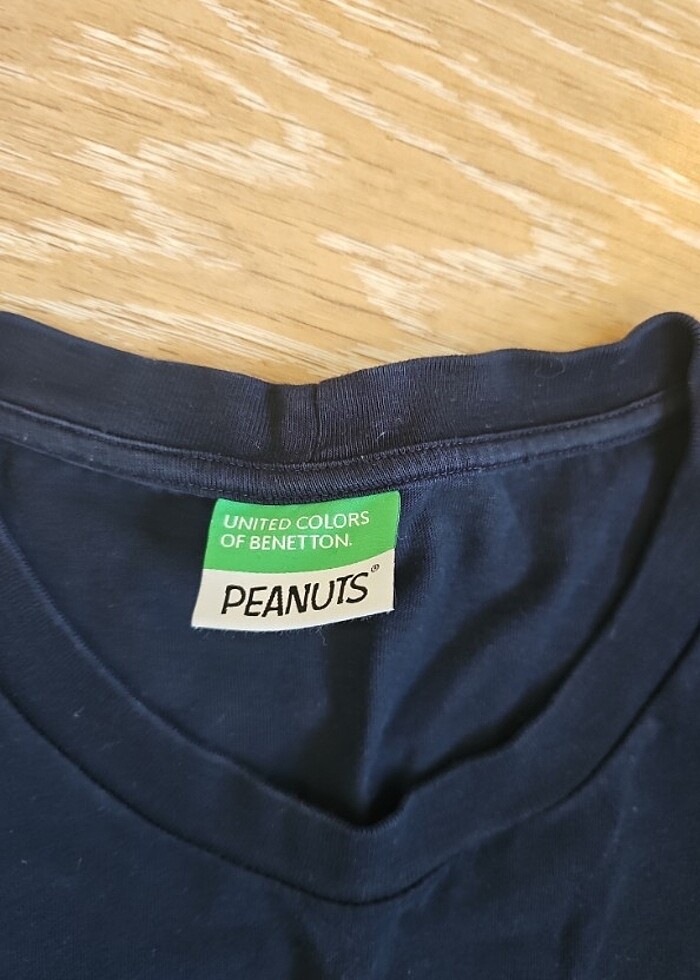 Benetton 2XL oldukça tok kumas  tişört orj  geniş kesim  - Görsel 2