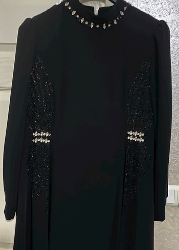 Siyah Uzun Kollu İşlemeli Abiye - Görsel 2