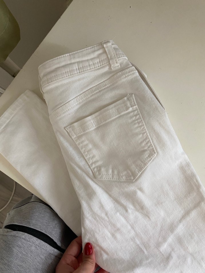 Kadın Beyaz Midi Boy Pamuklu Kot Pantolon - Görsel 5