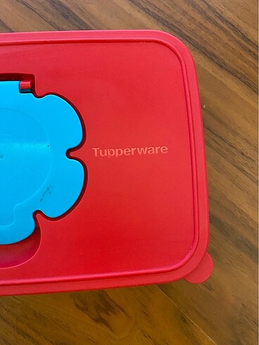 Tupperware Islak mendil kutusu tupperware
