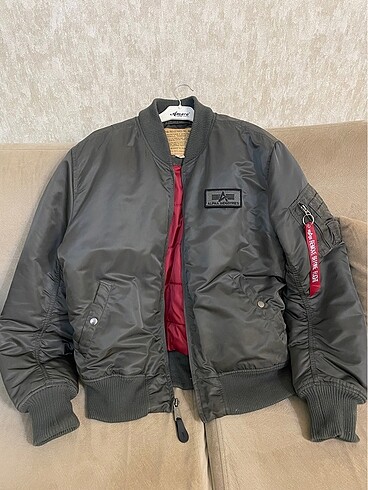 Alpha industries mont