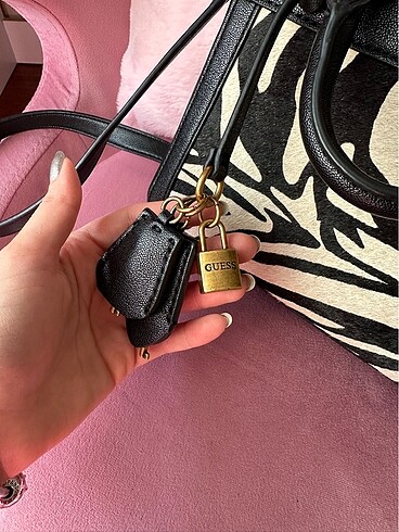 Guess Guess Çanta