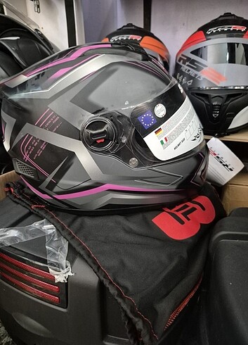 Sıfır sway motosiklet kaskı - Görsel 3