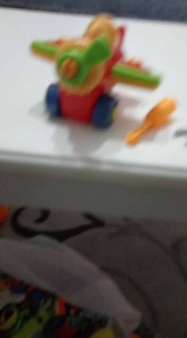 Renkli Tekerlekli Oyuncak Uçak - Görsel 2