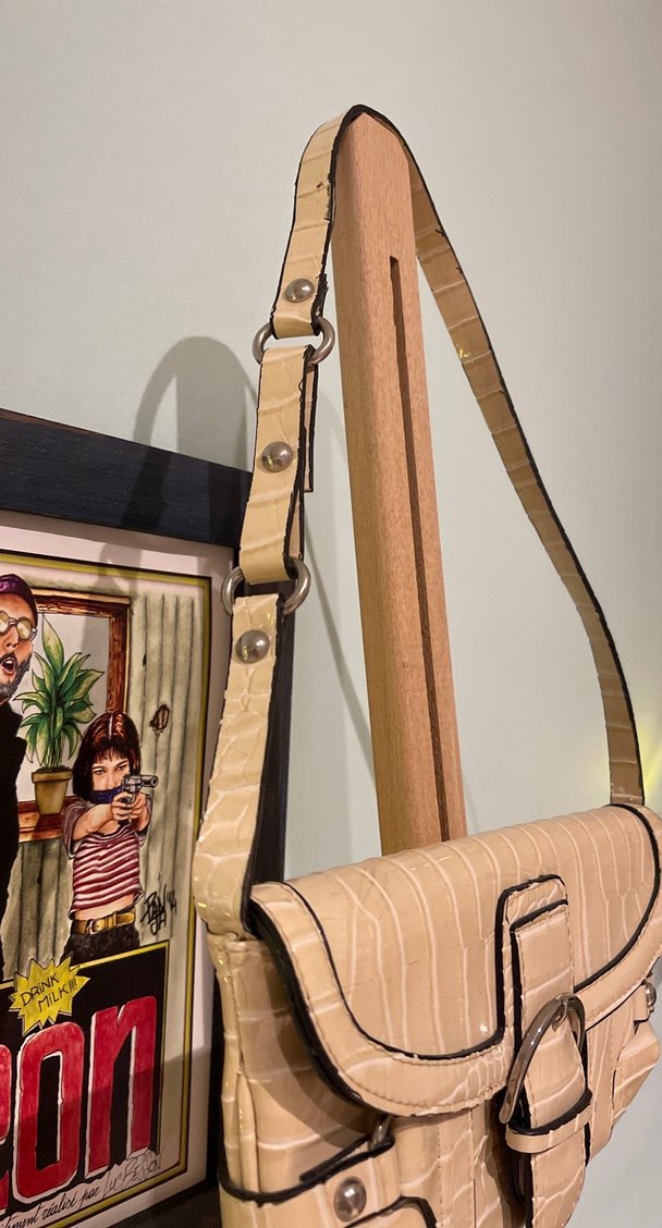 Bej Deri Yılan Desenli Tokalı Kadın Çanta - Görsel 2